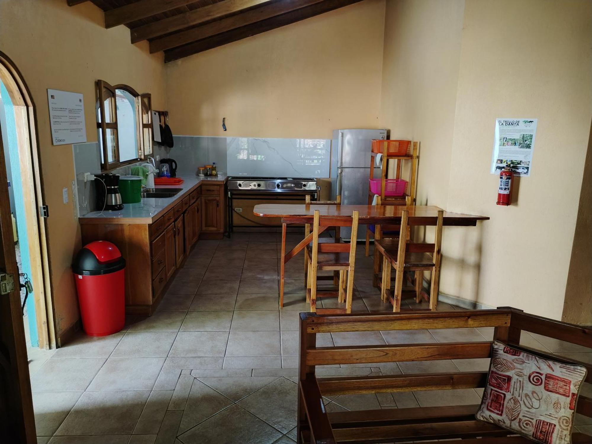 Osa House - Drake Corcovado Tours Bed and Breakfast Drakes Bay Exteriör bild